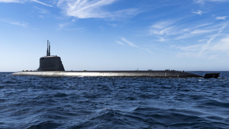 Francia pone a servicio nueva versión de misiles balísticos intercontinentales