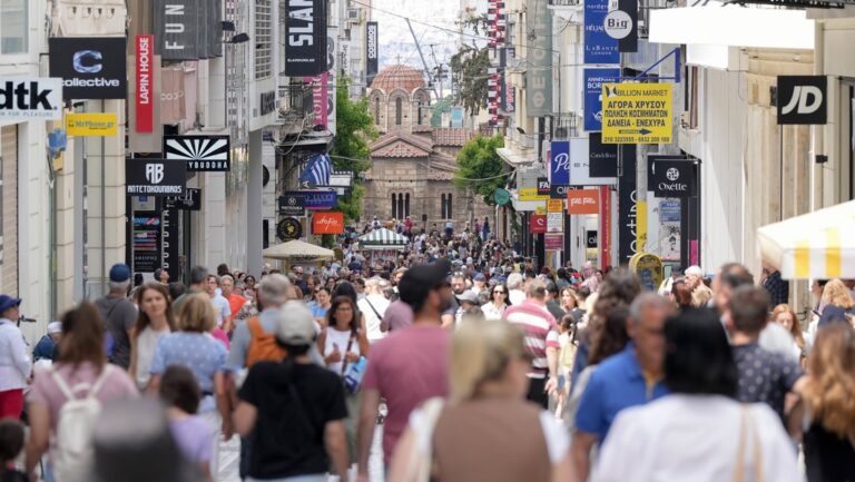 Grecia impone jornadas laborales de hasta 13 horas
