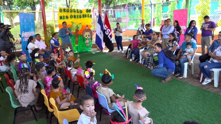 Niños y niñas disfrutaron del festival “Orgullo de mis orígenes”