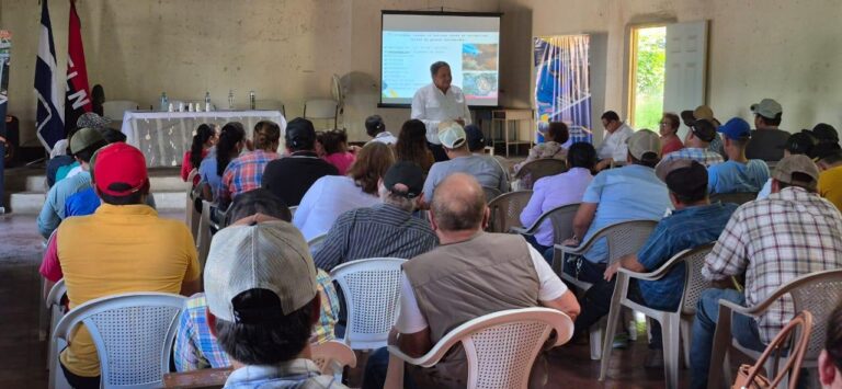IPSA desarrolla jornada sanitaria con productores para fortalecer el control de plagas ganaderas