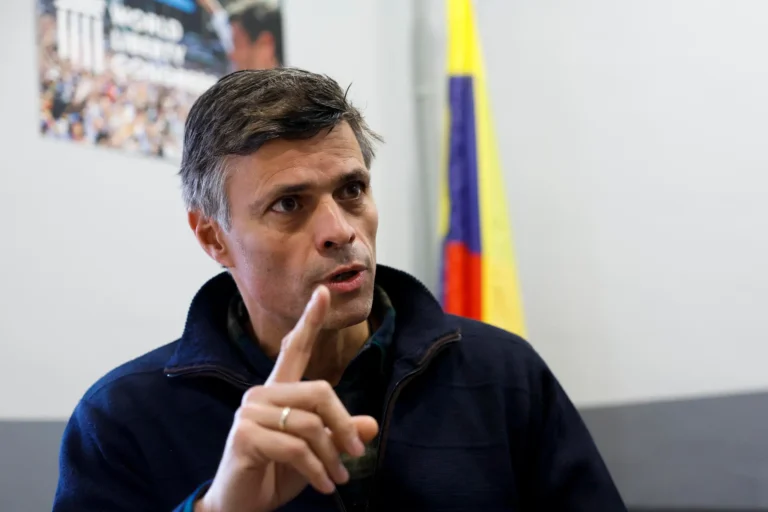 Maduro solicita retiro de nacionalidad de Leopoldo López