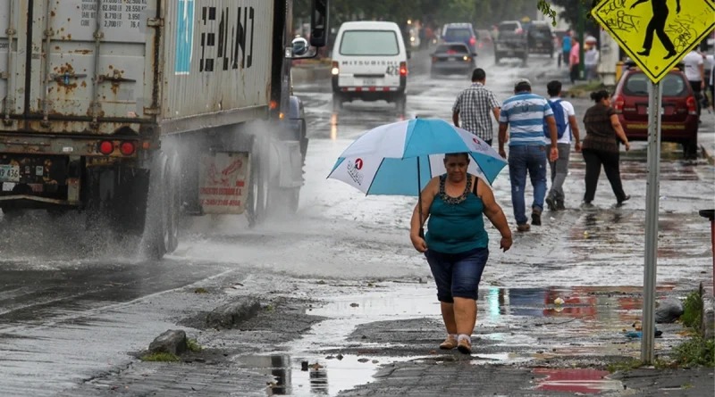 Onda Tropical 33 genera lluvia en toda Nicaragua
