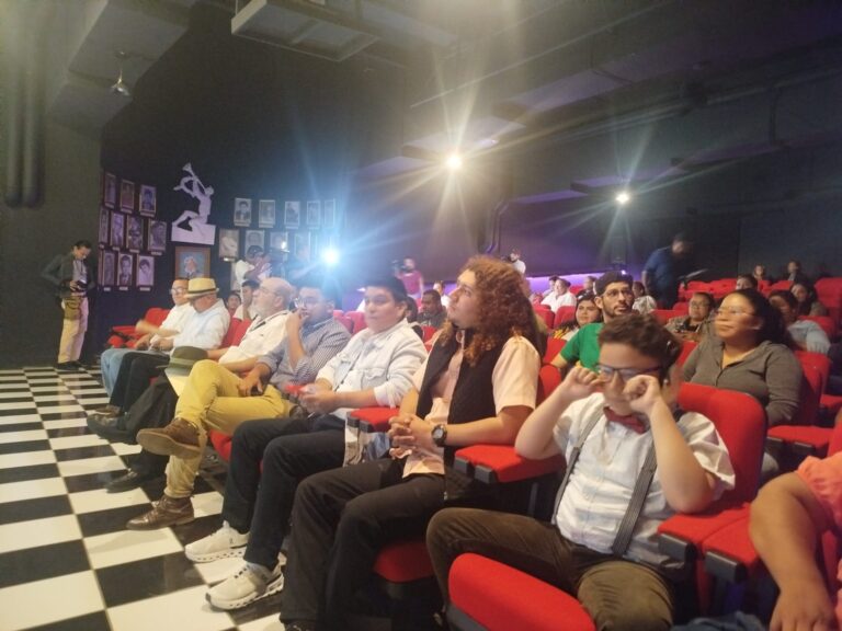 Proyectan 5 mejores cortometrajes del Concurso de Artes Visuales