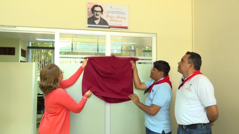 Universidad Casimiro Sotelo inaugura dos Salas de Aprendizaje