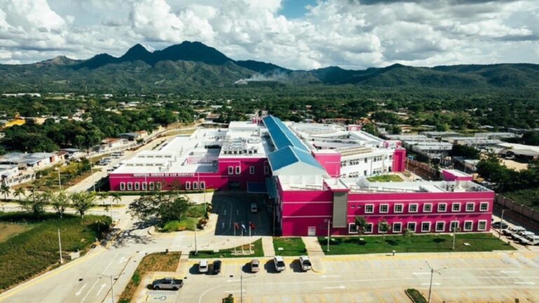 Nicaragua inaugura una “megaobra” hospitalaria con equipamiento de última tecnología