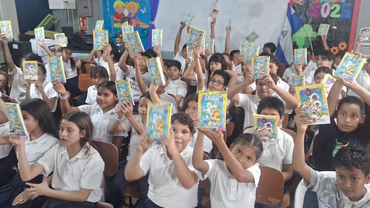 ALMA promueve campaña de cuido del medio ambiente en centros escolares
