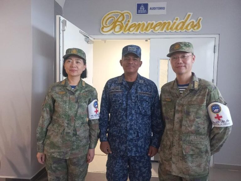 Buque Hospital “Arca de la Ruta de la Seda” brinda atención médica solidaria a familias de Chinandega