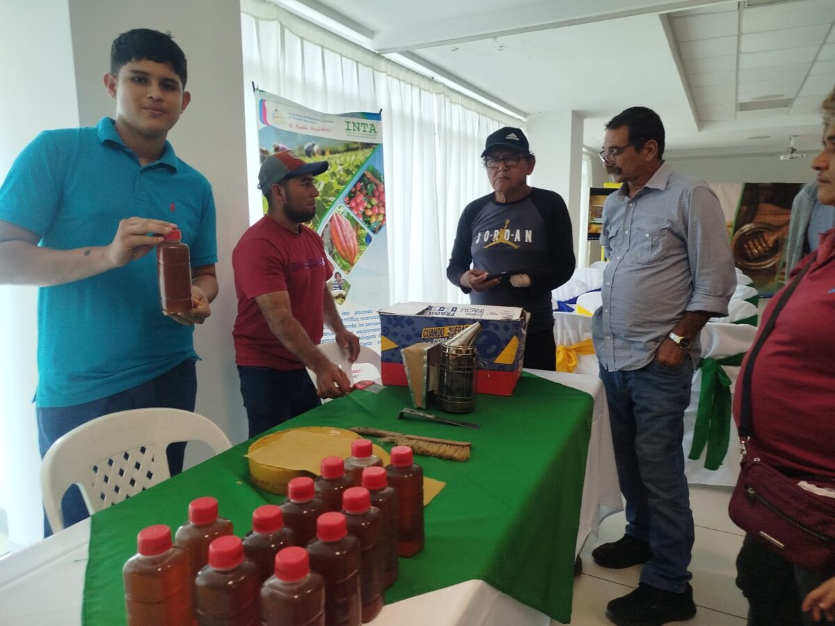Celebran en Managua el Congreso Nacional de Apicultores