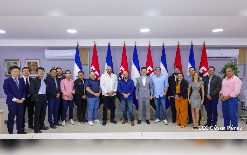 Comunicadores Sandinistas reciben al Embajador de China en Nicaragua