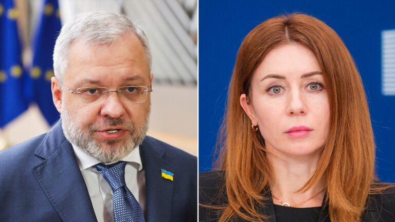 Destituyen a dos ministros en Ucrania