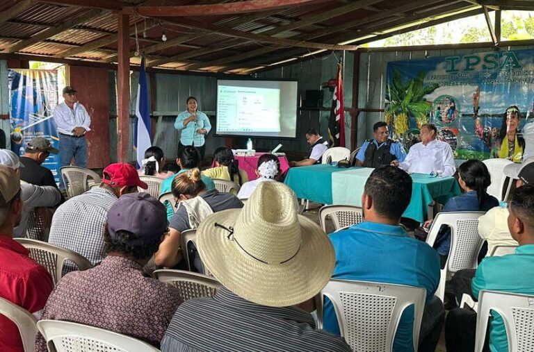 IPSA refuerza sanidad bovina con productores de Nueva Guinea y El Almendro