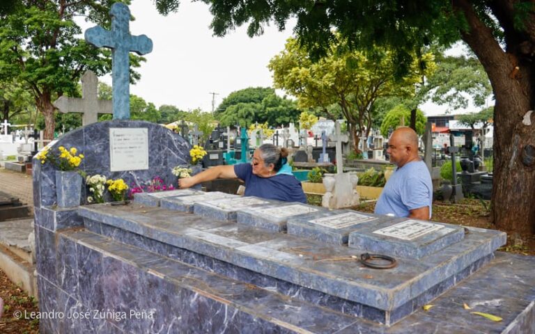 Managua conmemora el Día de los Fieles Difuntos en un ambiente de paz y devoción