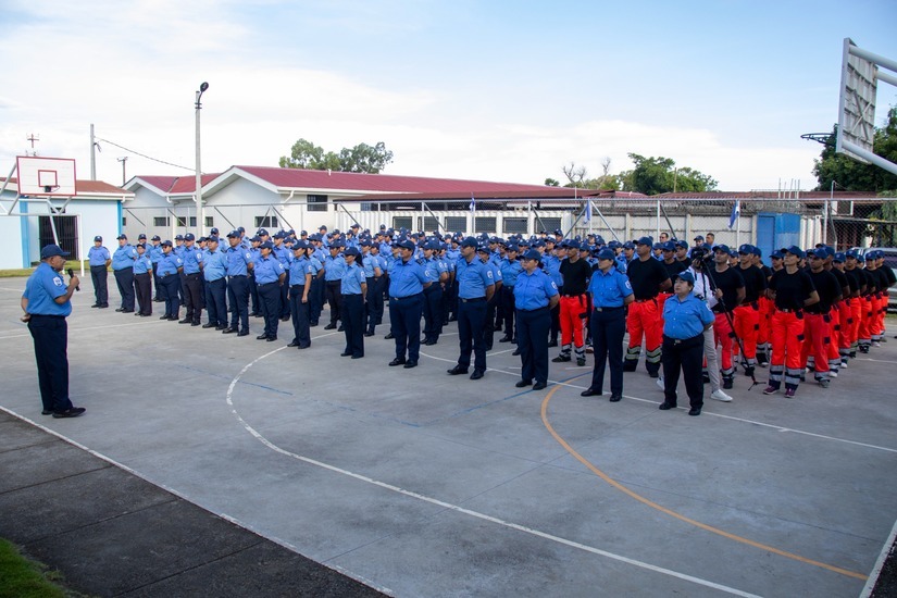 Migración y Extranjería rinde homenaje al Comandante Carlos Fonseca