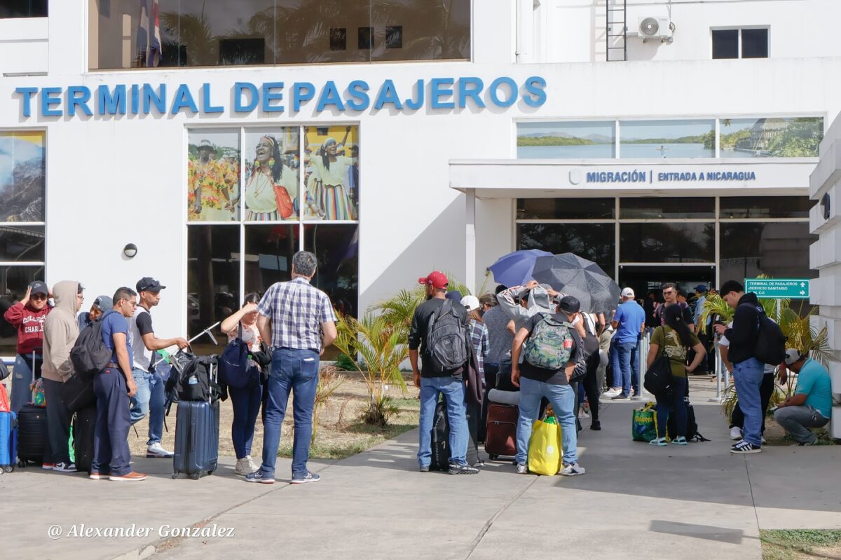Nicaragua refuerza con 50% más personal sus puestos fronterizos para temporada alta