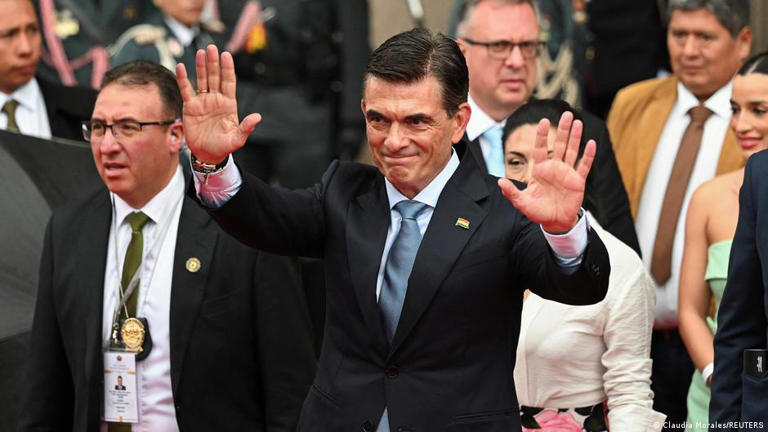 Presidente de Bolivia cierra el Ministerio de Justicia