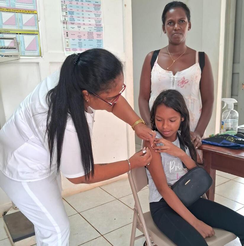 Exitosa Campaña de Vacunación contra el VPH