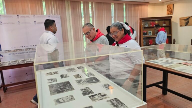 Exposición fotográfica refleja la lucha de la revolución sandinista