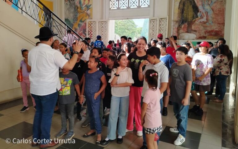 Gobierno promueve el amor a la cultura en los niños y jóvenes