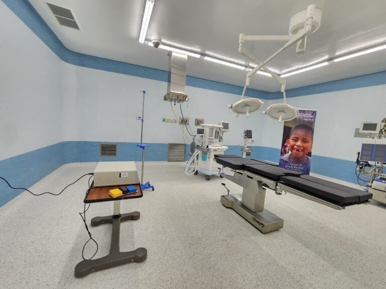 Hospital La Mascota rehabilita quirófanos para el tratamiento del cáncer
