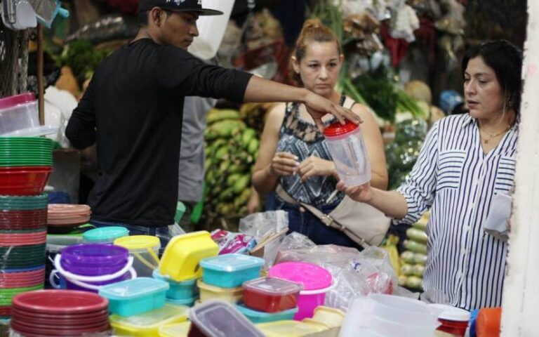 Inicio de la novena deja buenas ganancias en el Mercado Roberto Huembes