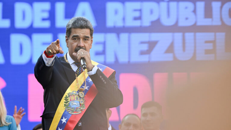 Maduro a Trump “Cada presidente en lo suyo”