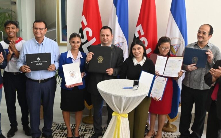 Más de 36 mil becas disponibles en la Feria Nacional