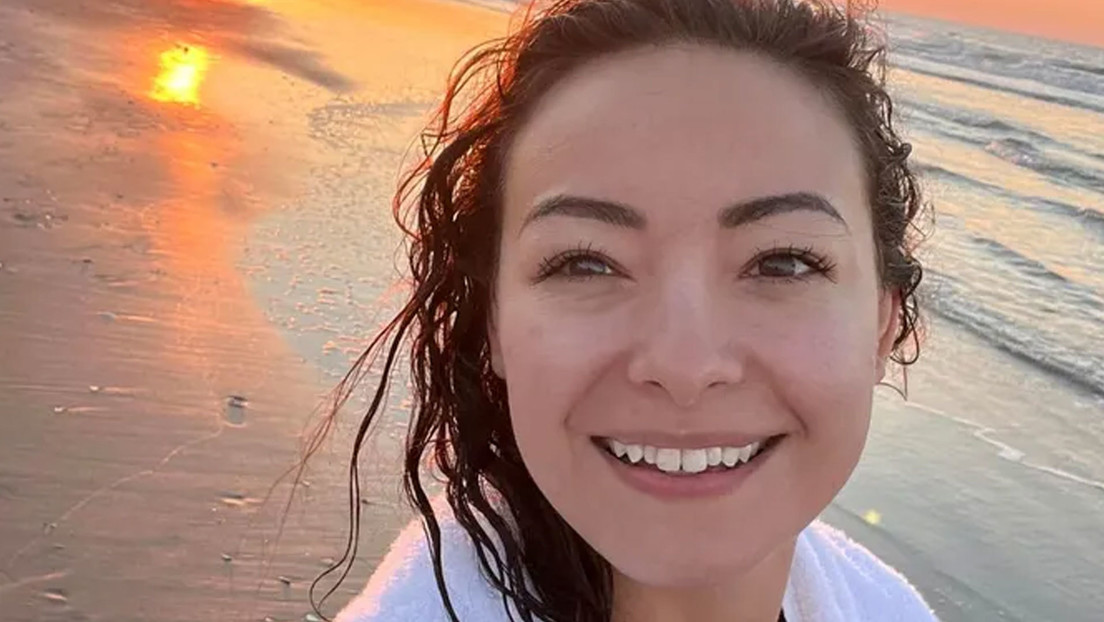 Acusan a pastor por ciberacoso a su esposa