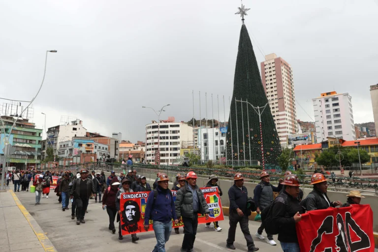 COB convoca movilización nacional contra el decreto de combustibles en Bolivia