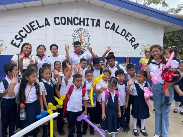 (+Fotos) Ciclo escolar 2026 comienza en un ambiente de paz y seguridad en Nicaragua