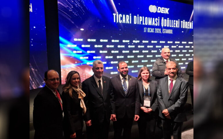 Embajada de Nicaragua en Türkiye participa en Ceremonia de Premios del Consejo de Relaciones Económicas Exteriores