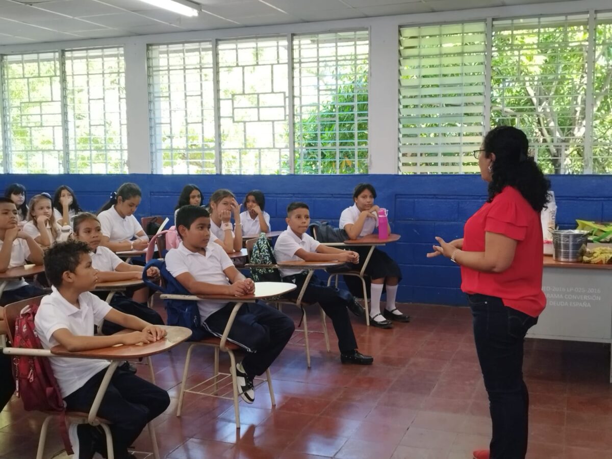 Estudiantes del Colegio San Sebastián inician clases