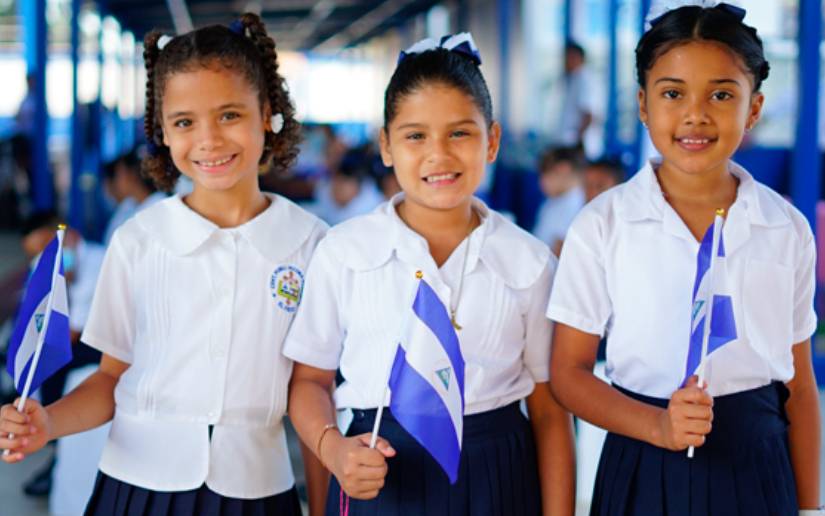 Más de un millón 800 mil estudiantes