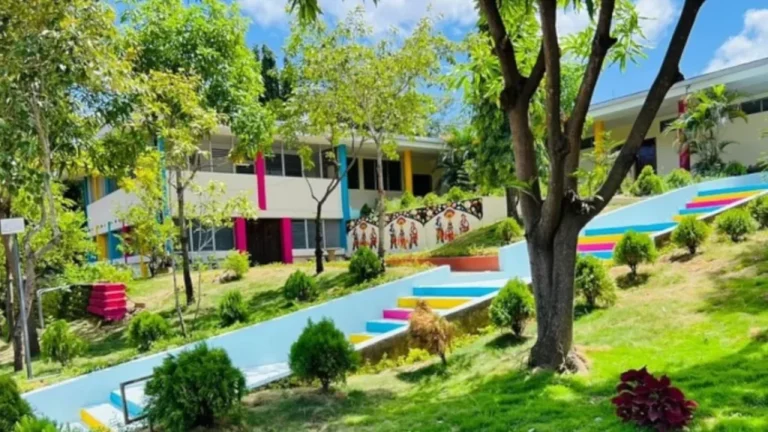 Inauguran Academia de Idiomas Brian Wilson en Siuna