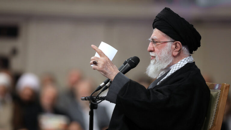 Irán listo para responder ante cualquier amenaza de Trump