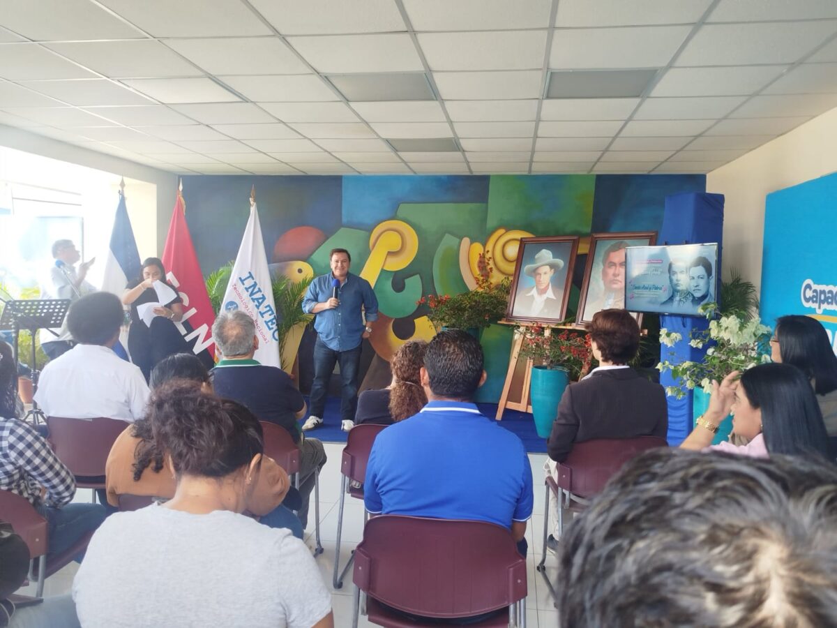 Lanzan concurso en homenaje a Darío y Sandino