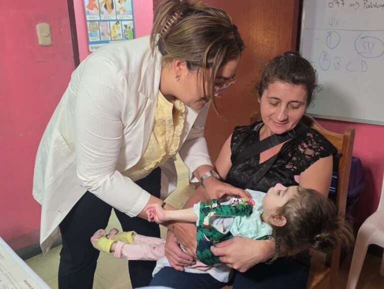 Mega Feria de Neurocirugía devuelve la esperanza de volver a caminar