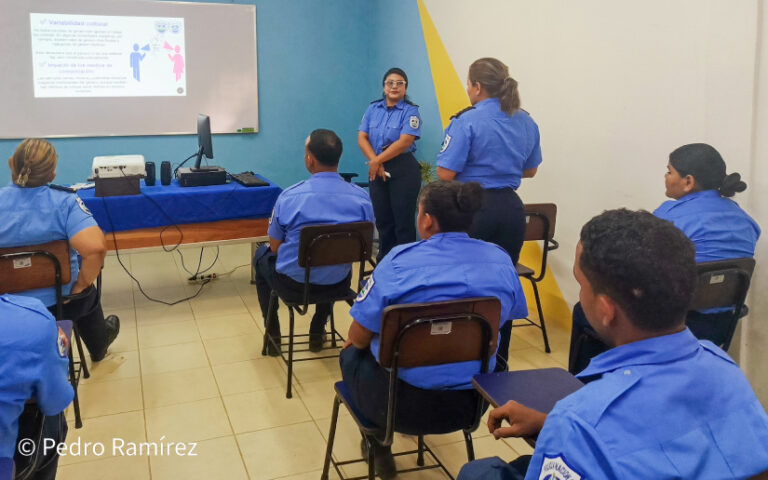 Desarrollan taller de “Influencia de la Cultura en los Roles de Género”