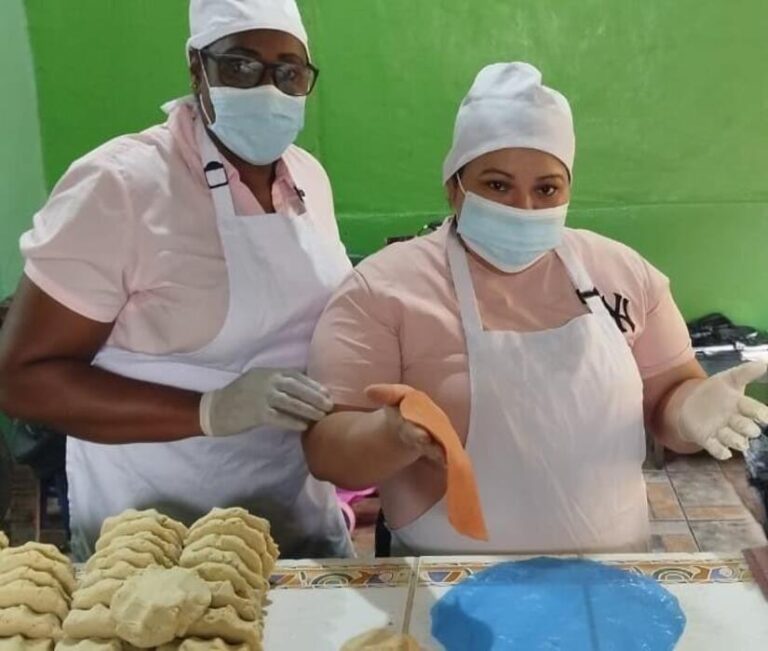Mujeres emprendedoras innovan procesos en la elaboración de tortillas de maíz
