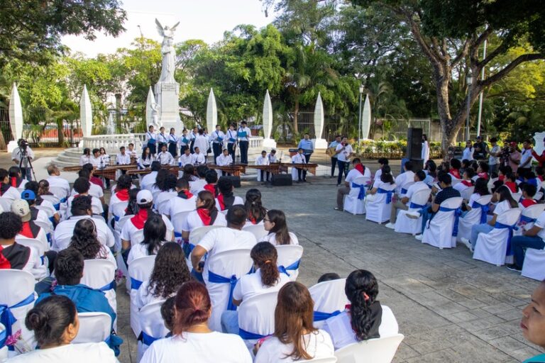 Nicaragua rinde homenaje a Rubén Darío, Líder del Modernismo