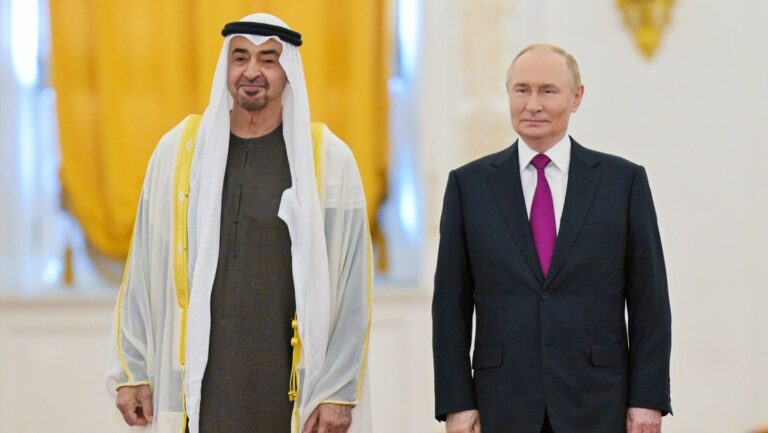 Putin se reunirá este jueves en el Kremlin con el presidente de Emiratos