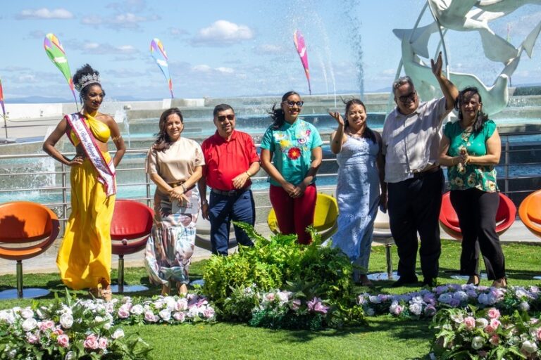 Realizan lanzamiento del Festival Reinas Verano 2026