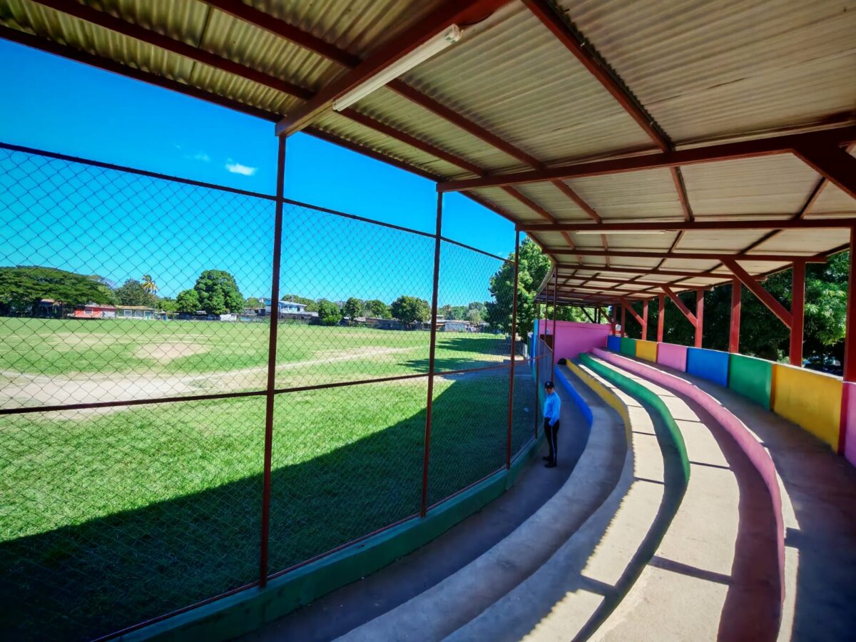 Rivas inaugura dos nuevos campos deportivos para fortalecer el béisbol juvenil