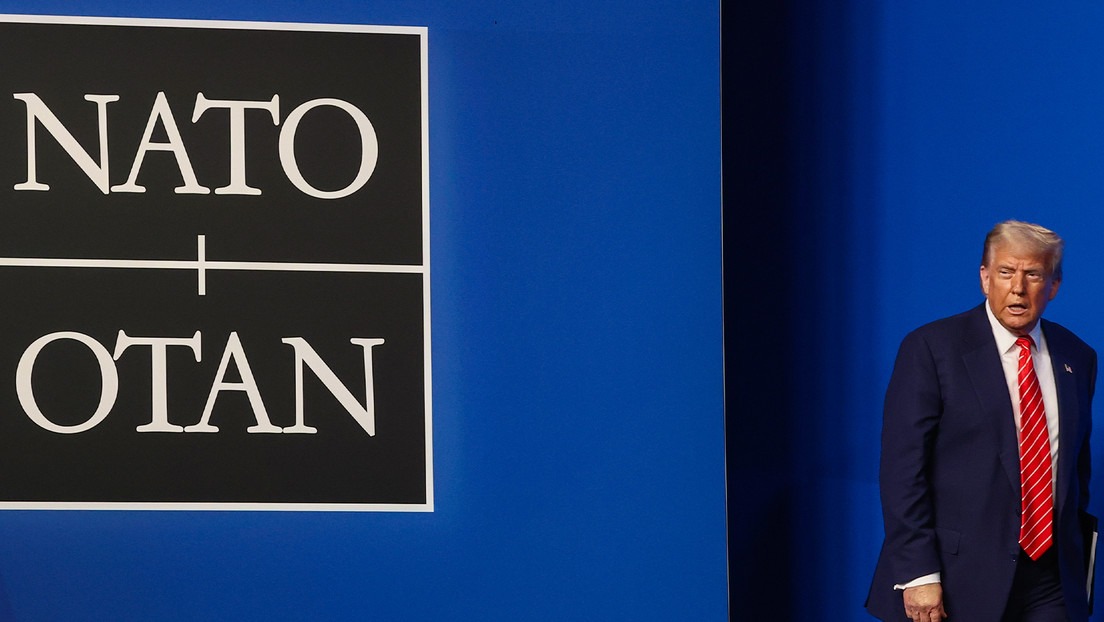 Trump insta a la OTAN a pedir a Dinamarca que se retire de Groenlandia