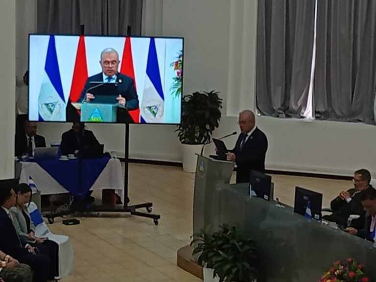 Presentan Informe Económico de los 19 años del Pueblo Presidente