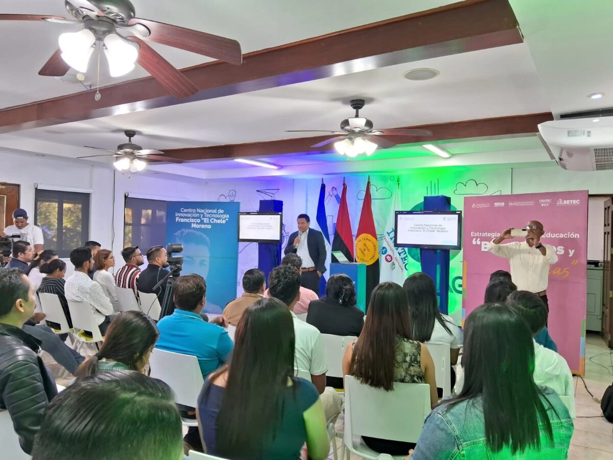 Capacitan en el uso del Internet Seguro