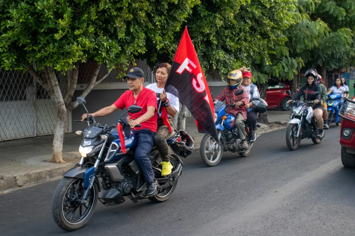 Caravana conmemora el Día Nacional de la Reconciliación y la Paz