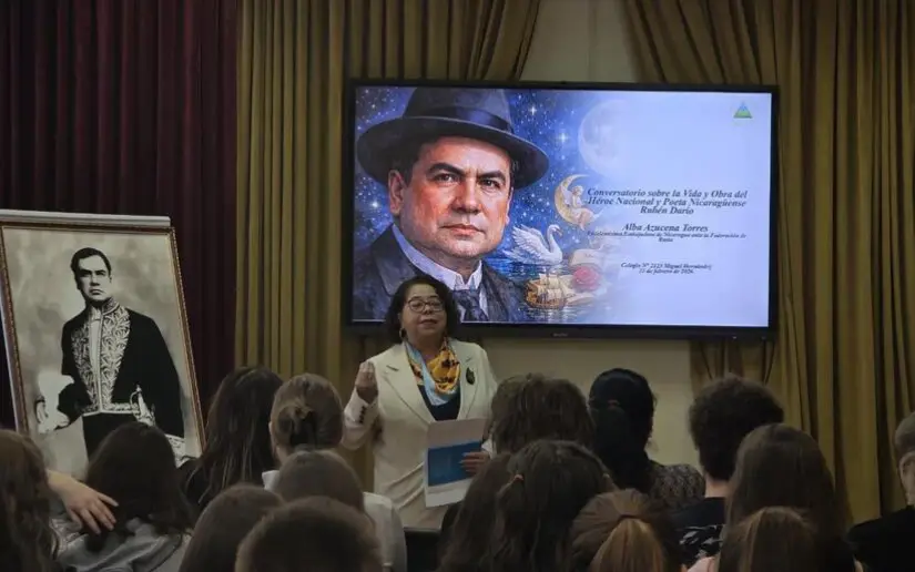 Darío inspirando a las nuevas generaciones moscovitas