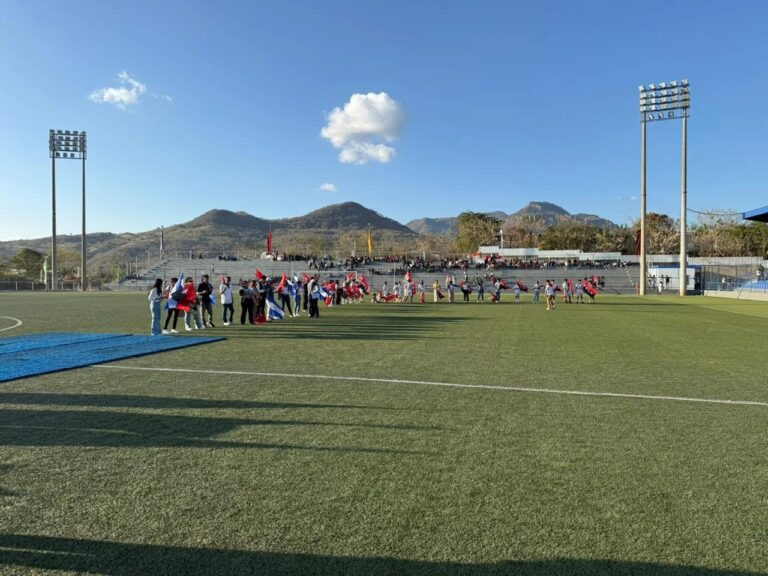 Nueva luminaria en el Estadio de Fútbol en Matagalpa
