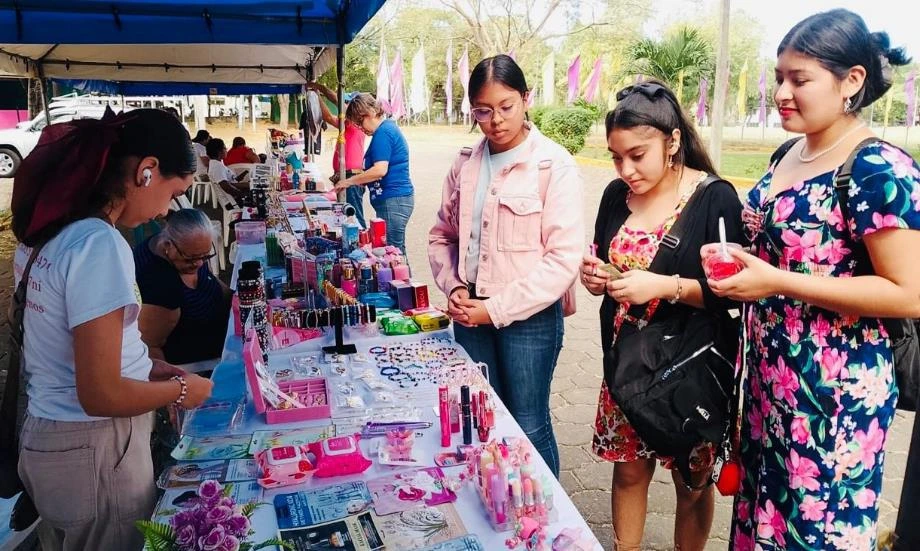 Ferias de emprendedores generan dinamismo económico y prosperidad familiar 4