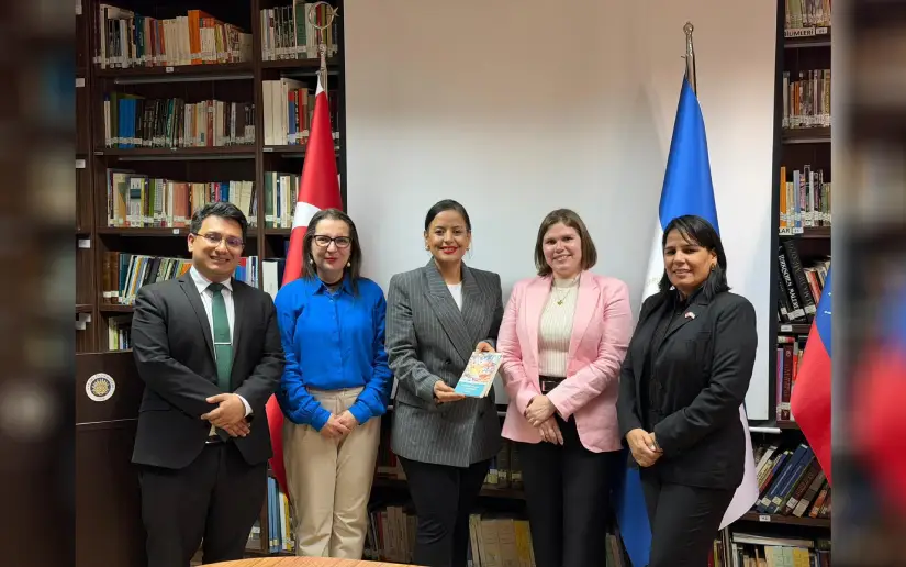 Homenaje a Rubén Darío en la Universidad de Ankara